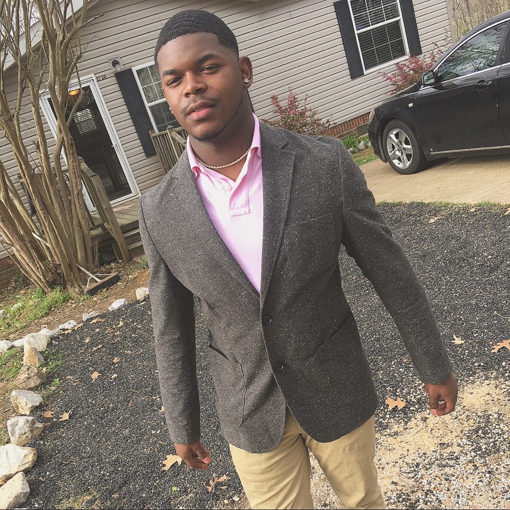 Meet your Posher, Xavion